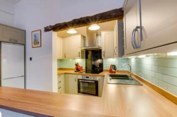 Ocean View Apartment สวาเนจ ภายนอก รูปภาพ